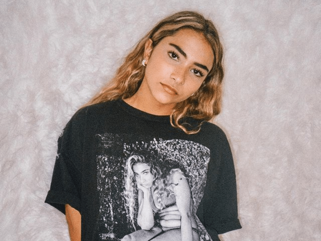 sienna gomez